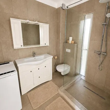Roco Tower Mamaia Sea View Daire *